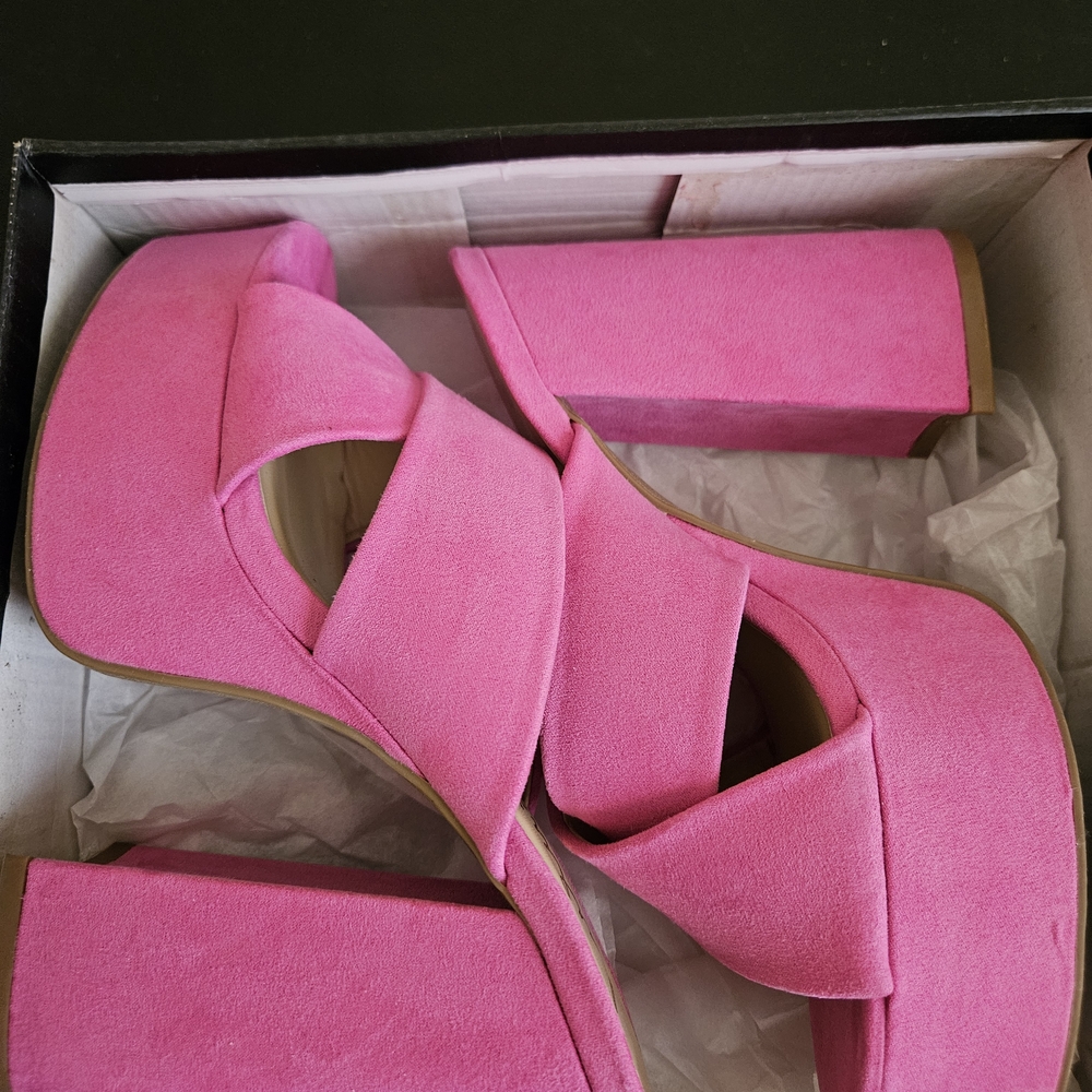 Lulu's Pink Platform Heels